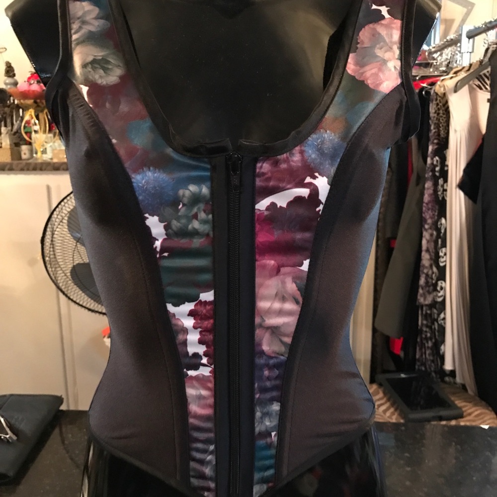 Stretch Corset with straps.. Floral and black